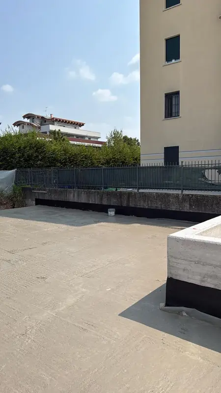 Strutture in elevazione del piano terra della Palazzina A (foto 3)