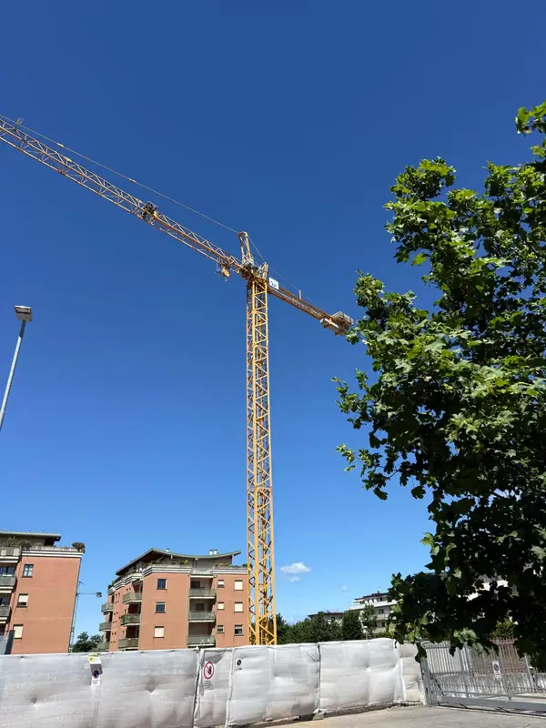 Scavi completati e gru installata nel cantiere di Park City (foto 1)